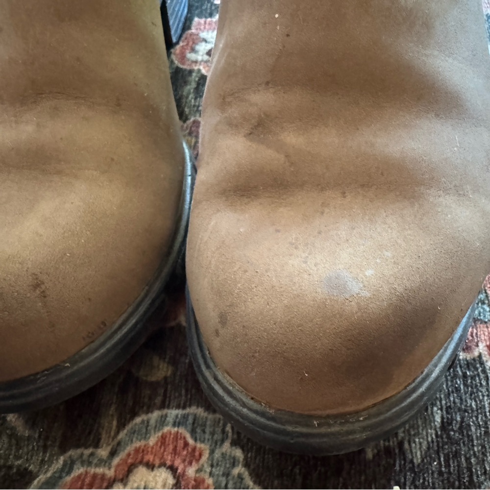Blundstone Tan Chelsea Ankle Boots - Picture 4 of 4